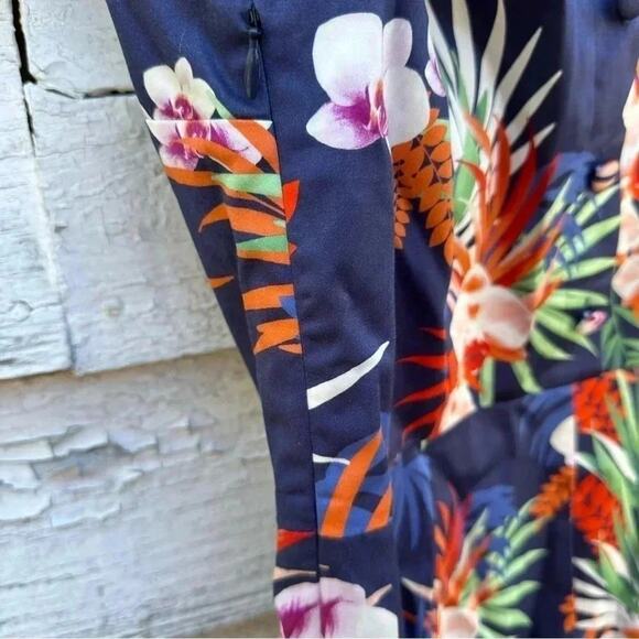 Talbots Sheath Sleeveless Knee Length Dress Tropical Sz 10 in good condition - Picture 5 of 5